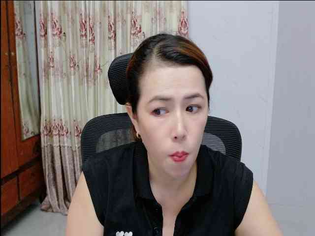 Lindahot69 webcam