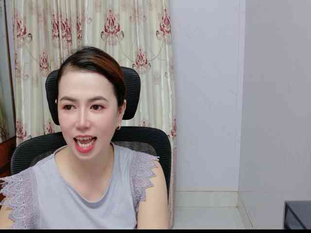 Lindahot69 webcam