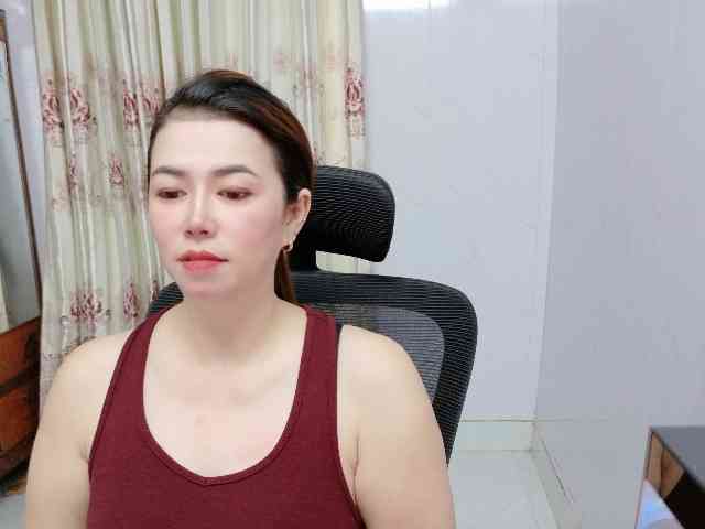 Lindahot69 webcam