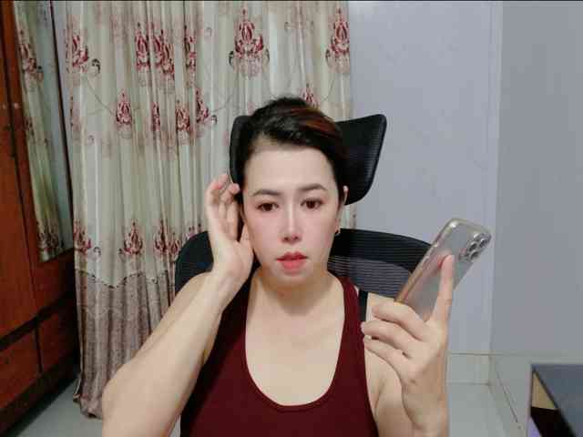 Lindahot69 webcam