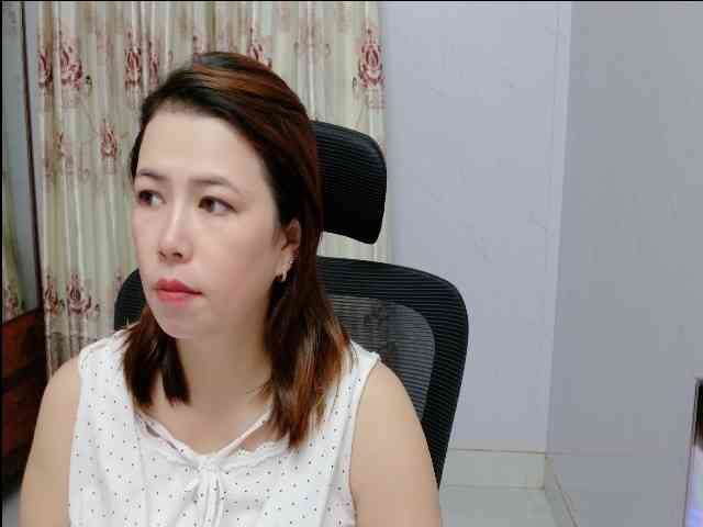 Lindahot69 webcam