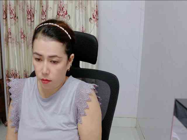 Lindahot69 webcam