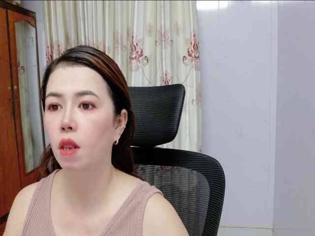 Lindahot69 webcam