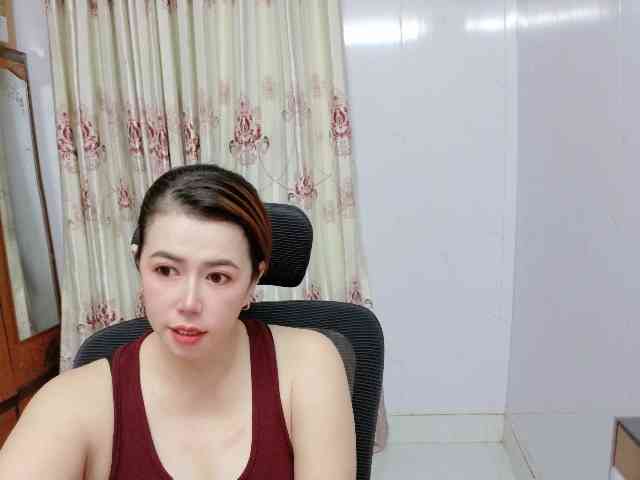 Lindahot69 webcam