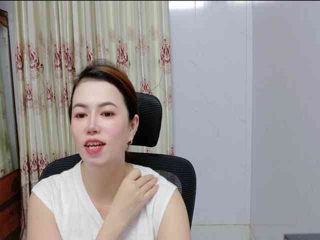 Lindahot69 webcam
