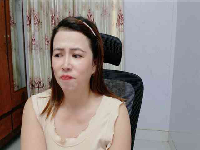 Lindahot69 webcam