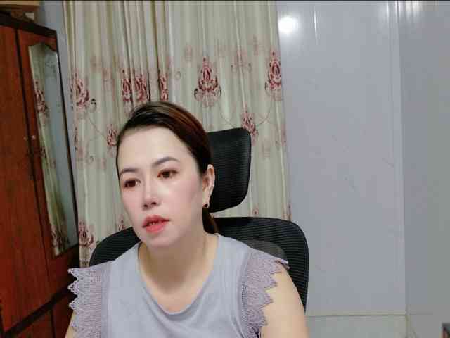 Lindahot69 webcam