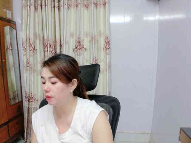 Lindahot69 webcam