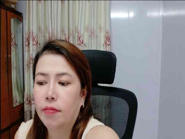 Lindahot69 webcam