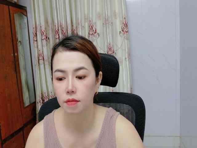 Lindahot69 webcam