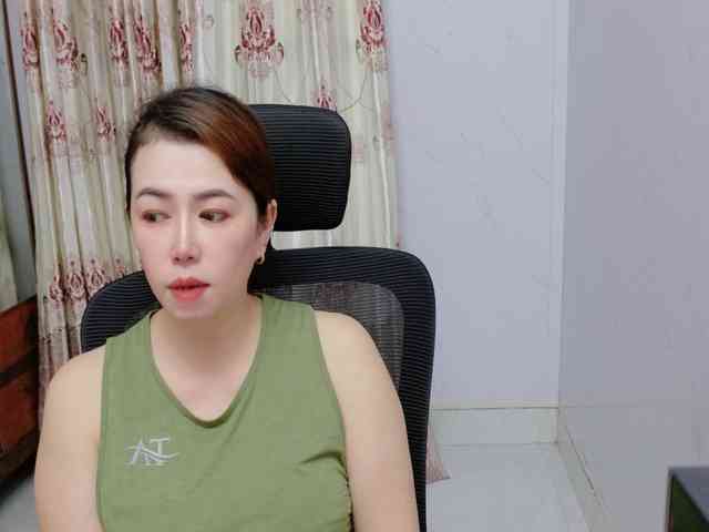 Lindahot69 webcam