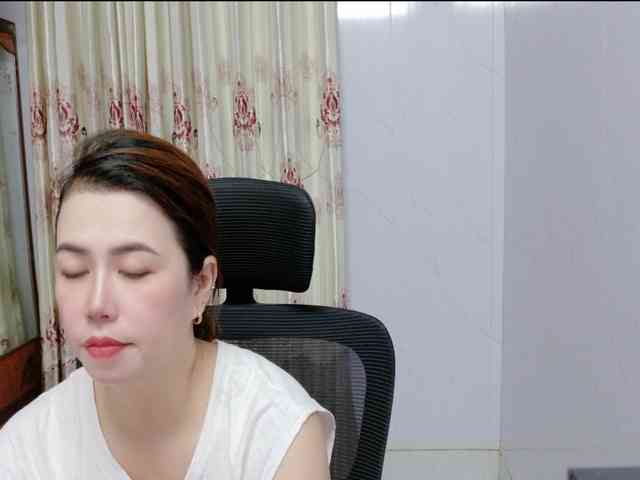 Lindahot69 webcam