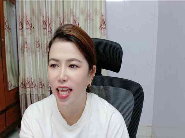 Lindahot69 webcam
