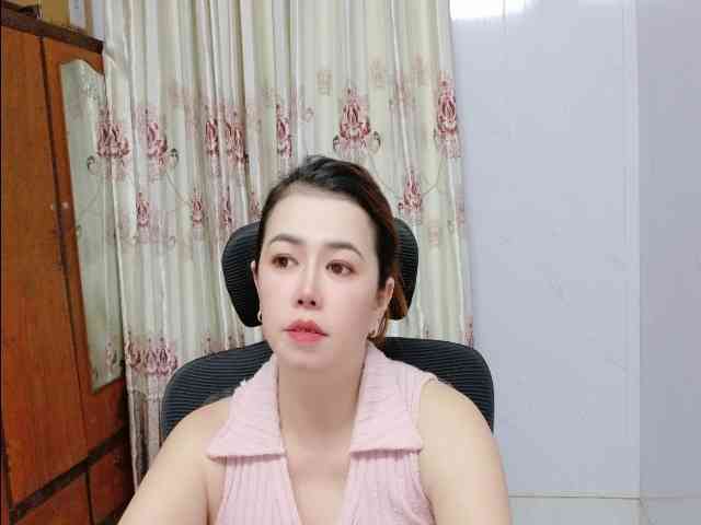 Lindahot69 webcam