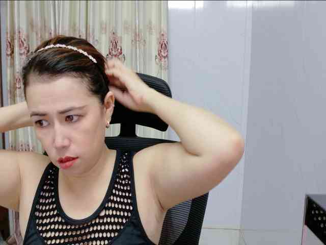 Lindahot69 webcam