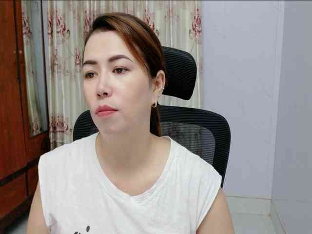 Lindahot69 webcam