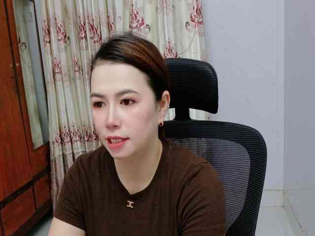 Lindahot69 webcam