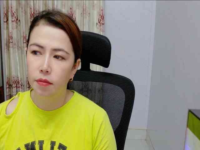 Lindahot69 webcam