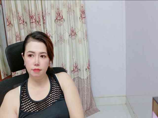 Lindahot69 webcam