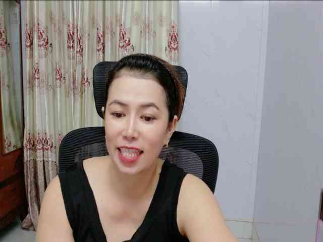Lindahot69 webcam