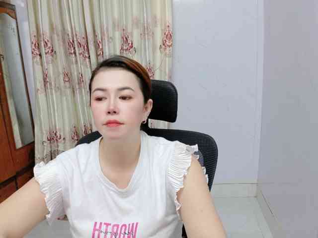 Lindahot69 webcam