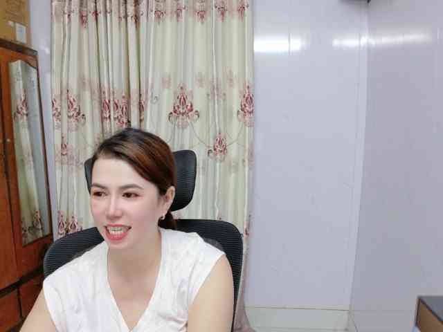 Lindahot69 webcam