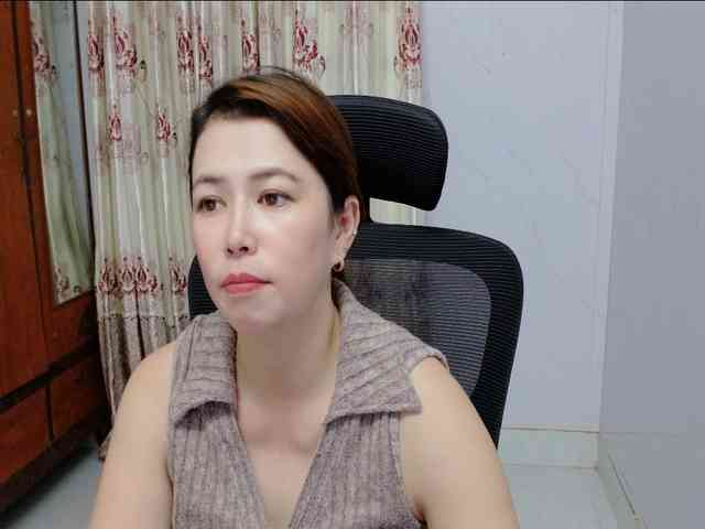 Lindahot69 webcam