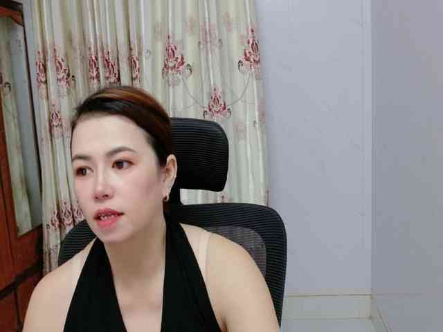 Lindahot69 webcam