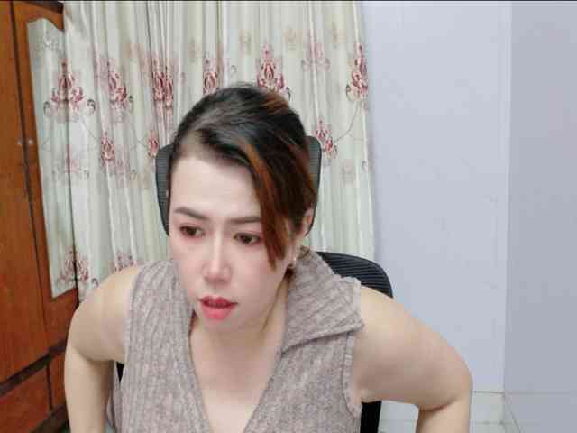 Lindahot69 webcam