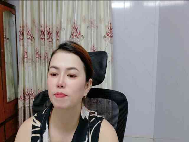 Lindahot69 webcam