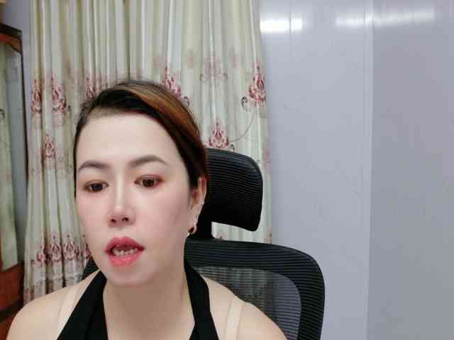Lindahot69 webcam