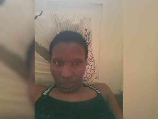 Peachplease webcam