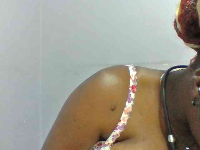 Natty-nasty Live Webcam on BongaCams