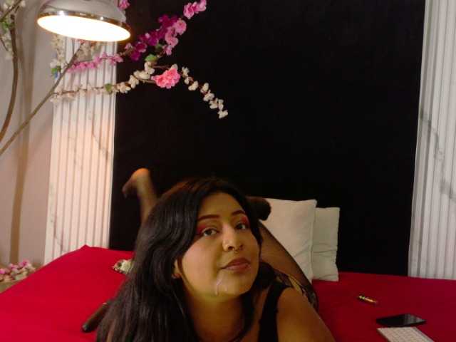 Danteandvioletecr live cam on BongaCams