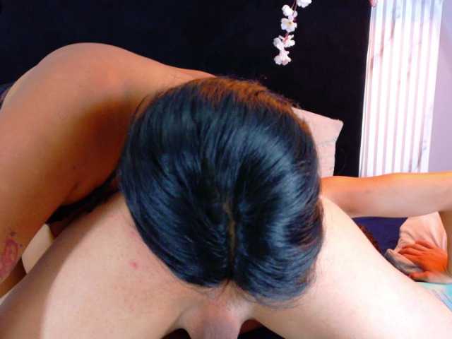 Danteandvioletecr live cam on BongaCams