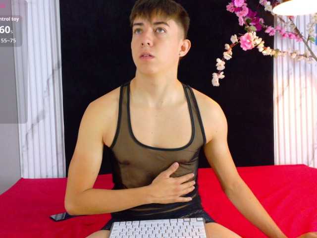 Danteandvioletecr live cam on BongaCams