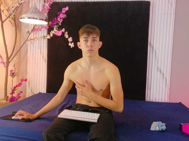 Danteandvioletecr live webcam show