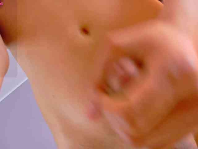 Modelo: Danteandvioletecr