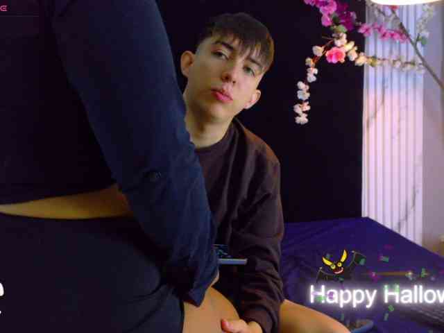 Danteandvioletecr webcam