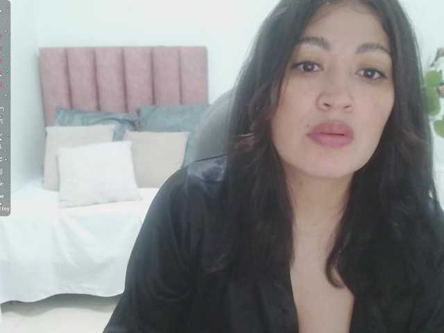 Sophia-hadid live webcam show
