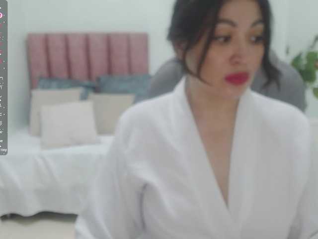 Sophia-hadid live webcam show