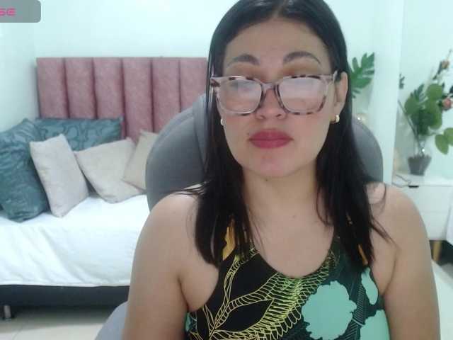 Sophia-hadid Cam en directo en BongaCams