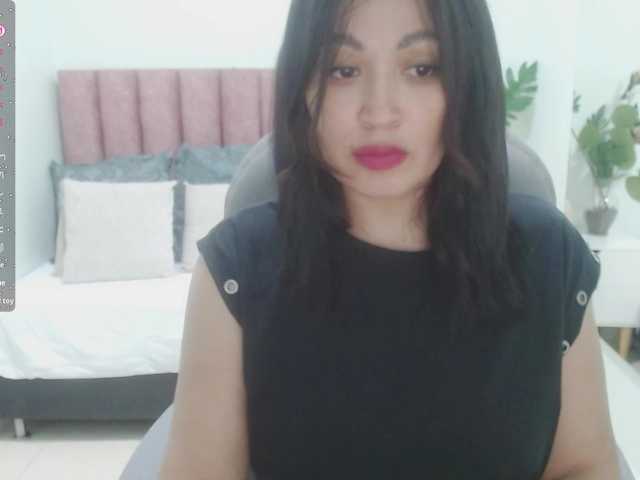 Sophia-hadid live webcam show