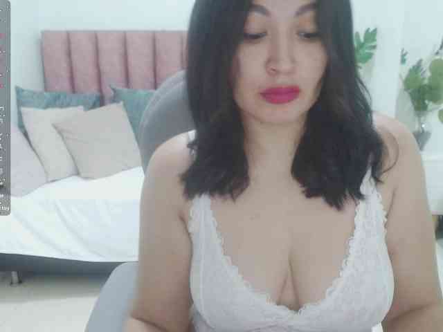 Sophia-hadid Live Webcam on BongaCams
