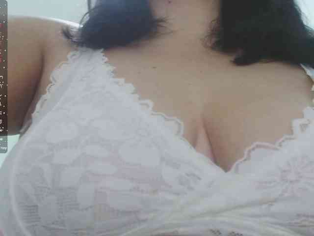 Sophia-hadid Live Webcam on BongaCams