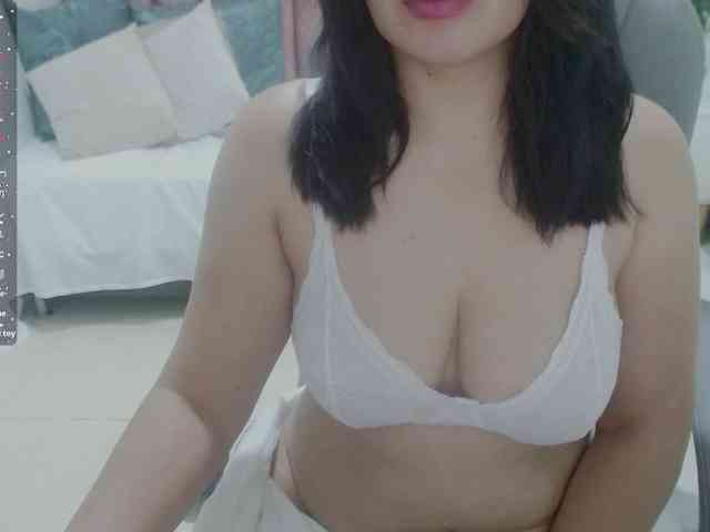 Sophia-hadid Live Webcam on BongaCams