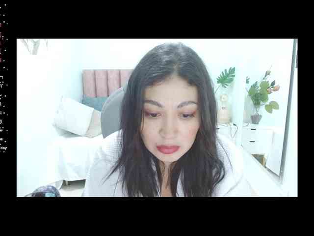 Sophia-hadid webcam