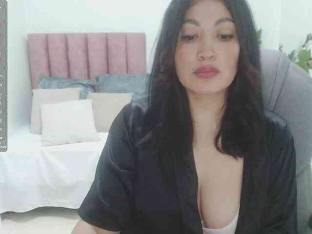Sophia-hadid webcam