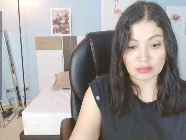 Sophia-hadid webcam
