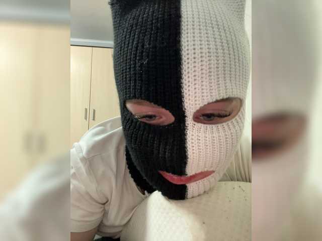 babyled11 live webcam show